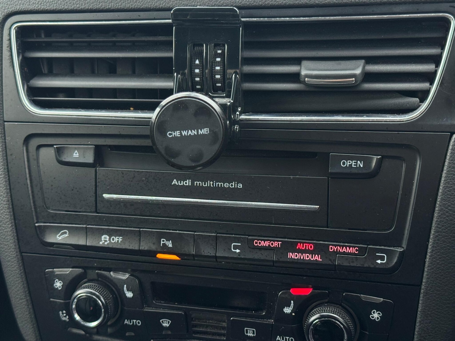 Used Audi Q5 2011 for sale - 76512805: Photo 46