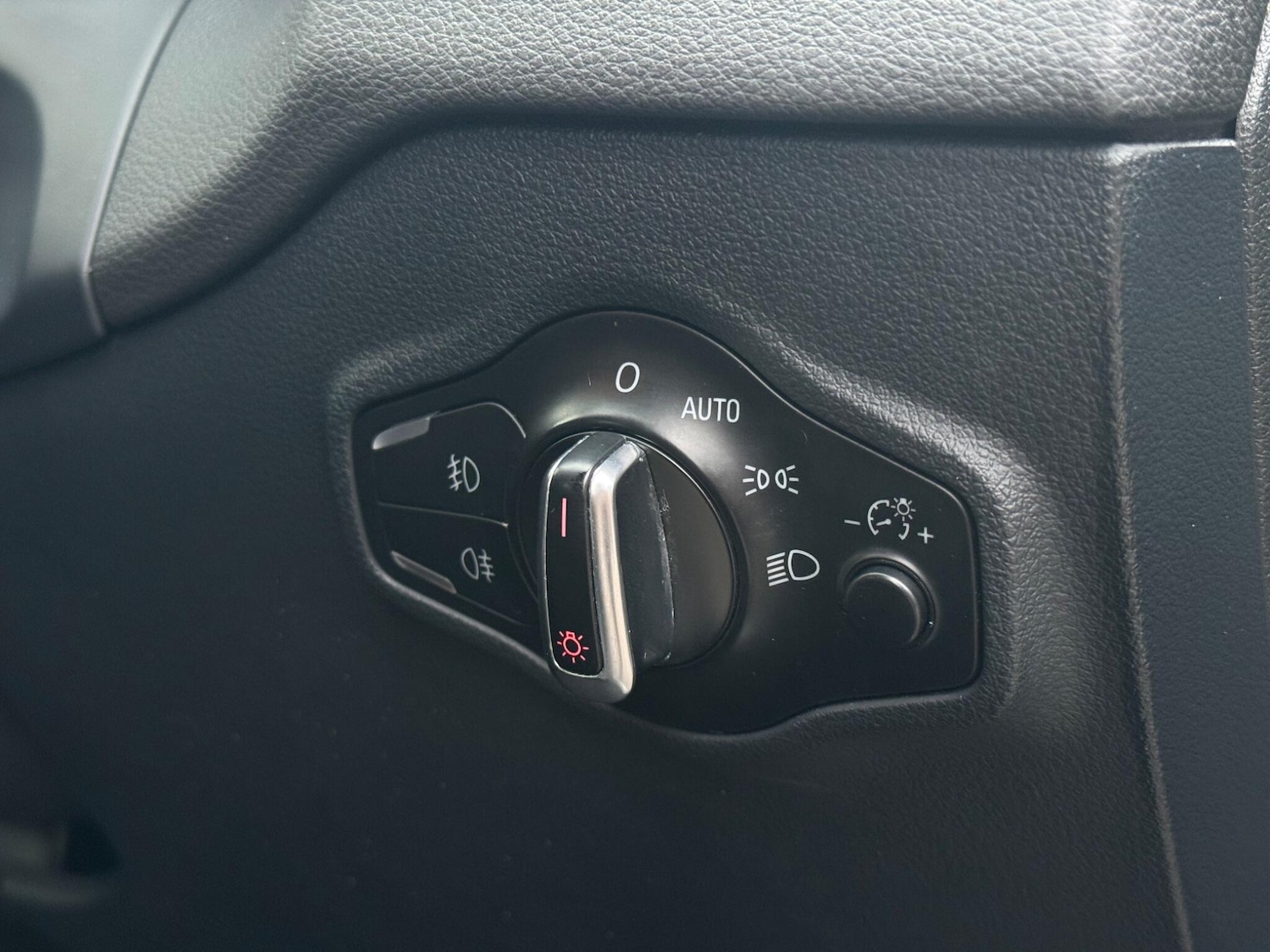 Used Audi Q5 2011 for sale - 76512805: Photo 52