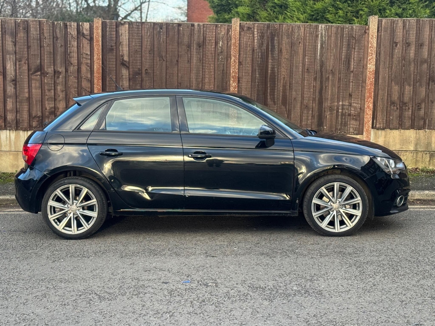 Used Audi A1 2012 for sale - 76898587: Photo 8