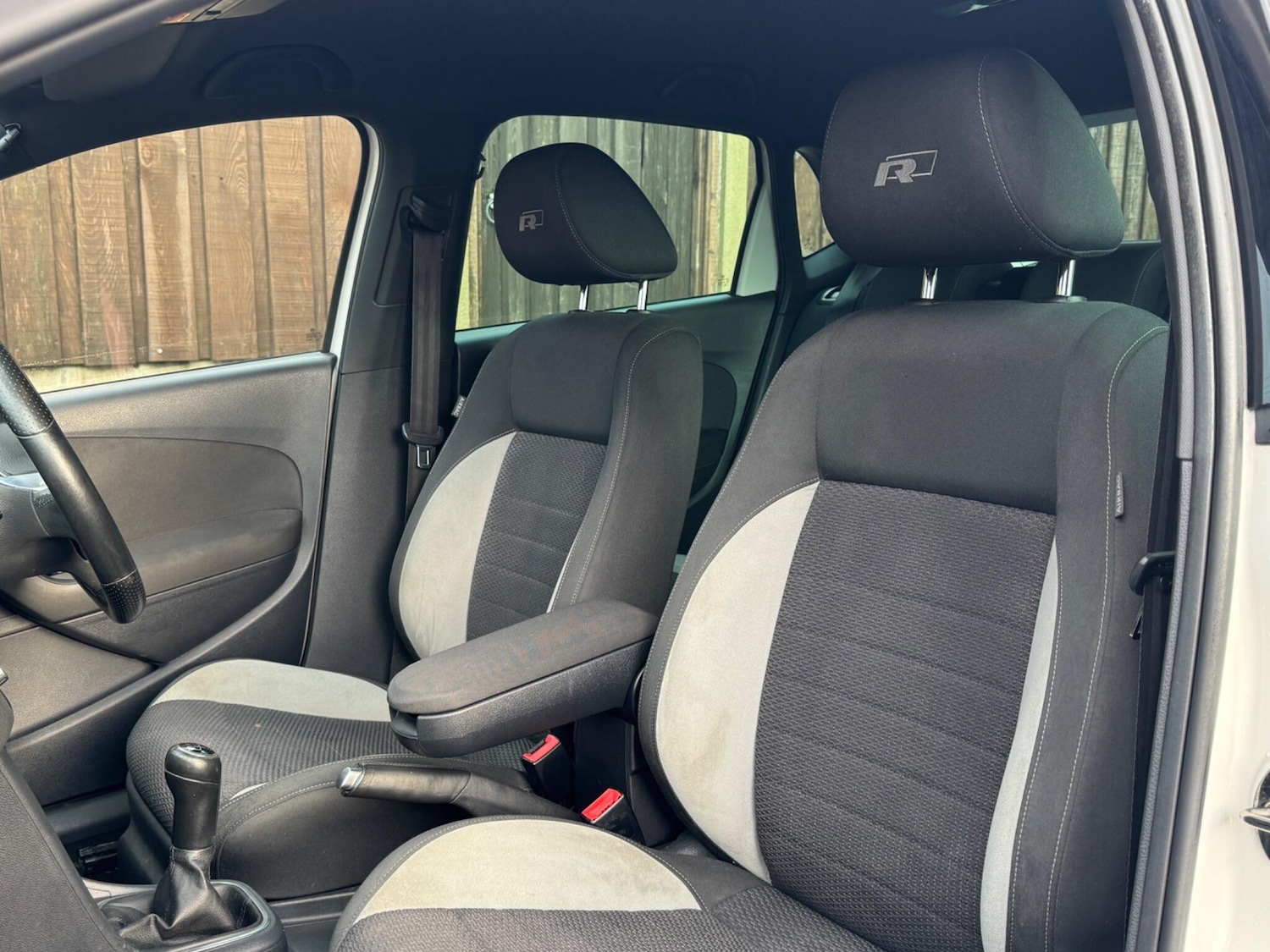 Used Volkswagen Polo for sale - 77016764: Photo 28