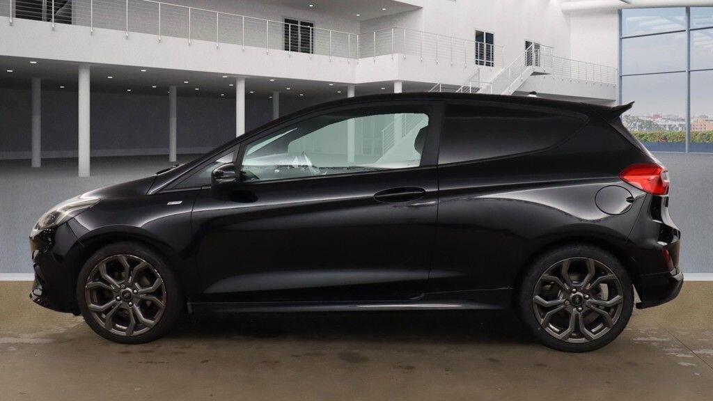 Used Ford Fiesta 2017 for sale - 76361272: Photo 4