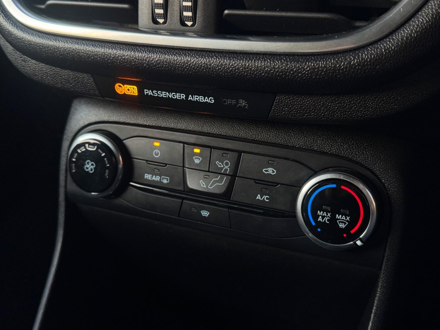 Used Ford Fiesta 2017 for sale - 76361272: Photo 46