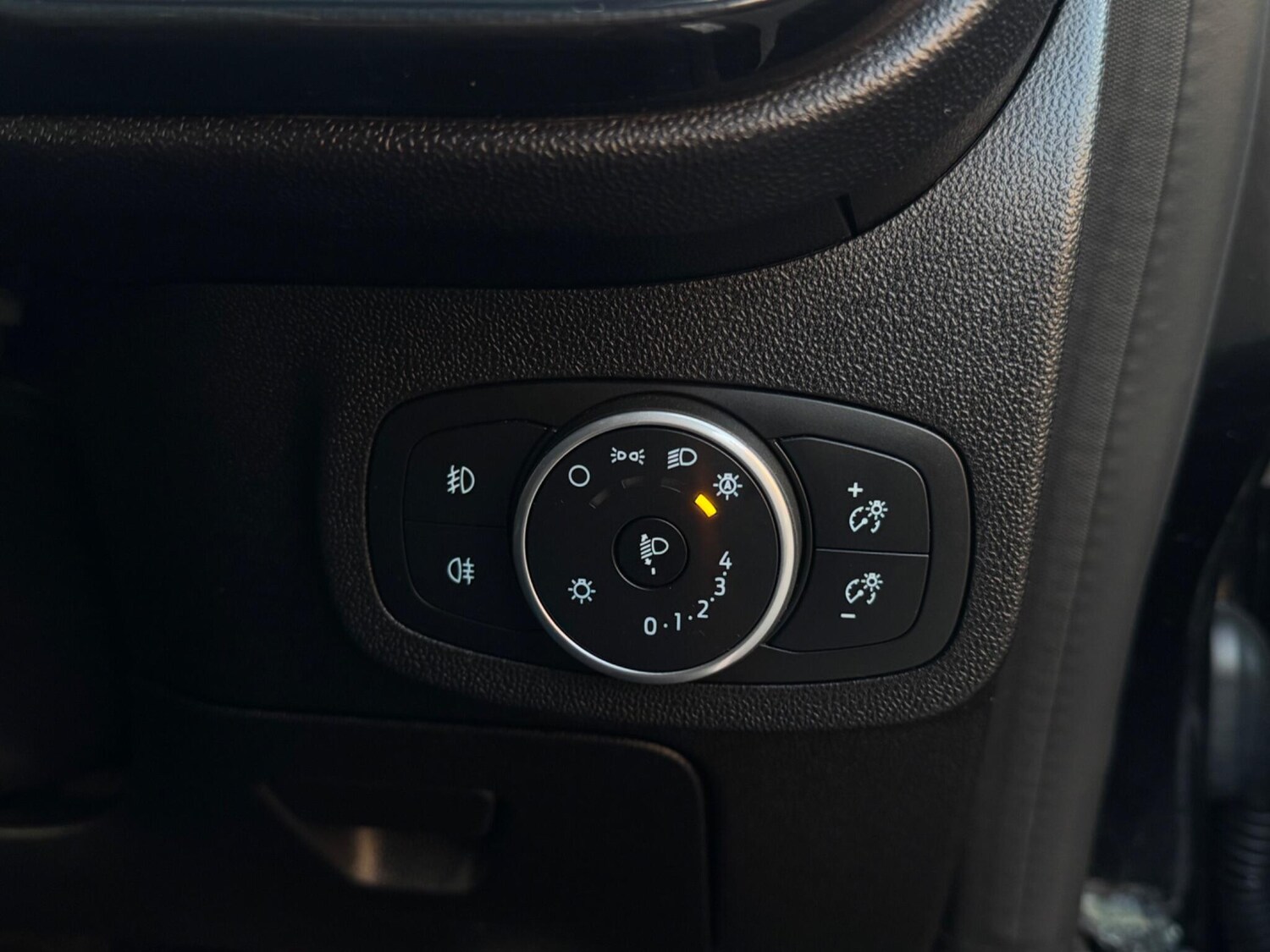 Used Ford Fiesta 2017 for sale - 76361272: Photo 49