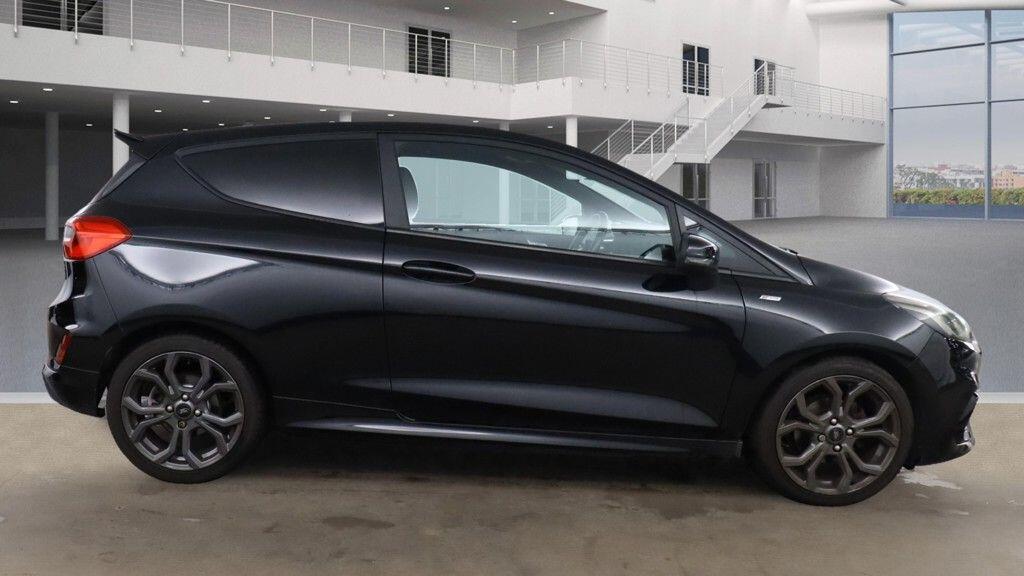 Used Ford Fiesta 2017 for sale - 76361272: Photo 5