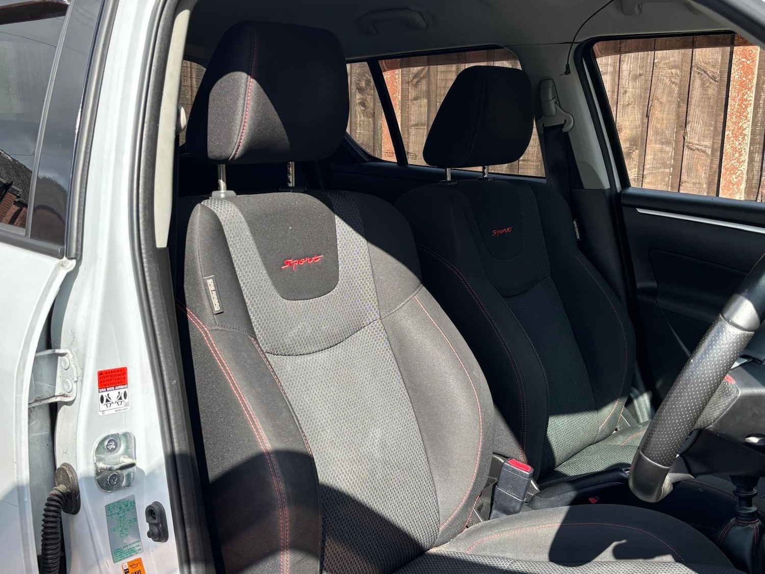 Used Suzuki Swift 2014 for sale - 76307264: Photo 15