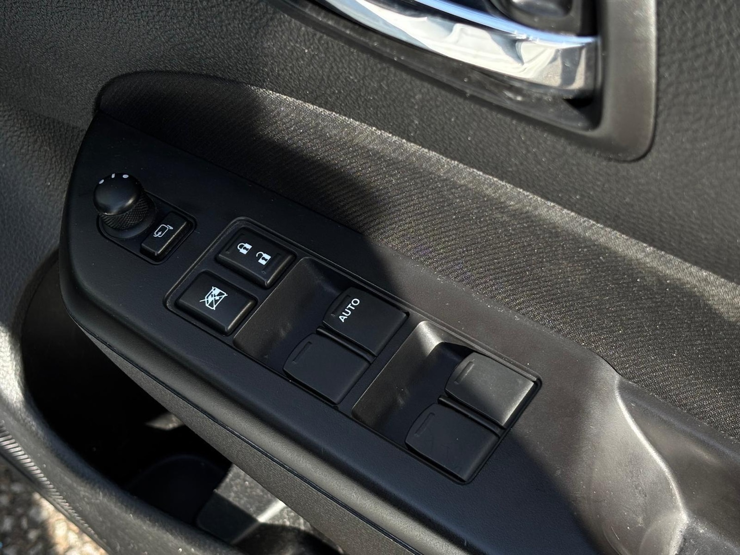 Used Suzuki Swift 2014 for sale - 76307264: Photo 49