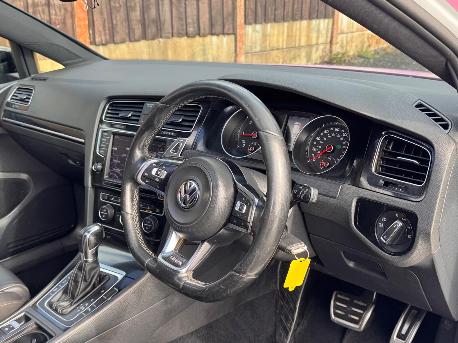 Used Volkswagen Golf 2014 for sale - 76987666: Photo 10