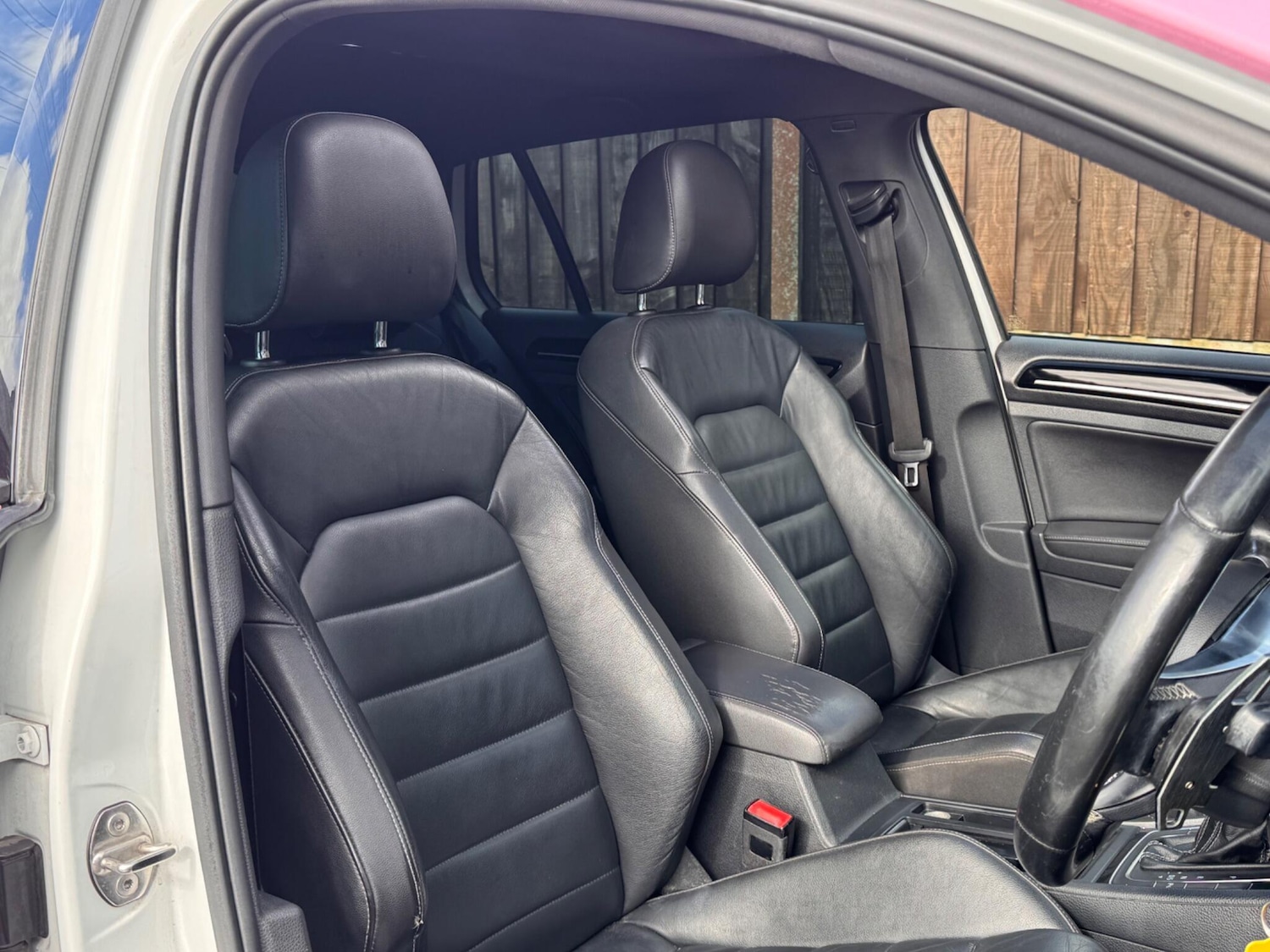 Used Volkswagen Golf 2014 for sale - 76987666: Photo 15