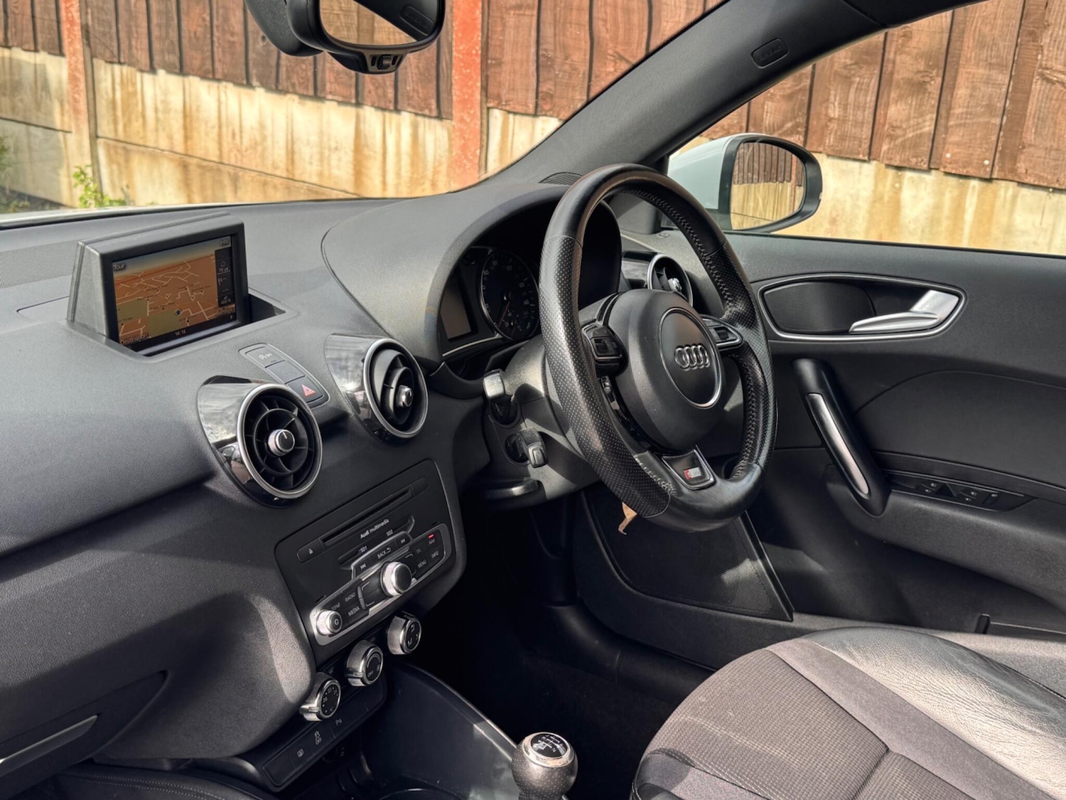 Used Audi A1 2013 for sale - 76072482: Photo 32