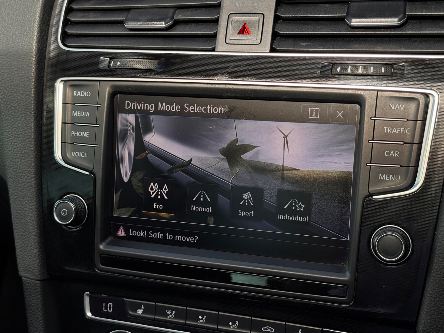 Used Volkswagen Golf 2014 for sale - 75949509: Photo 43