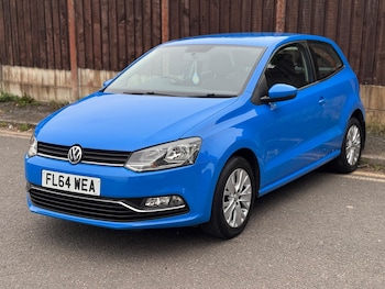 Used Volkswagen Polo 2014 for sale - 76270199: Photo