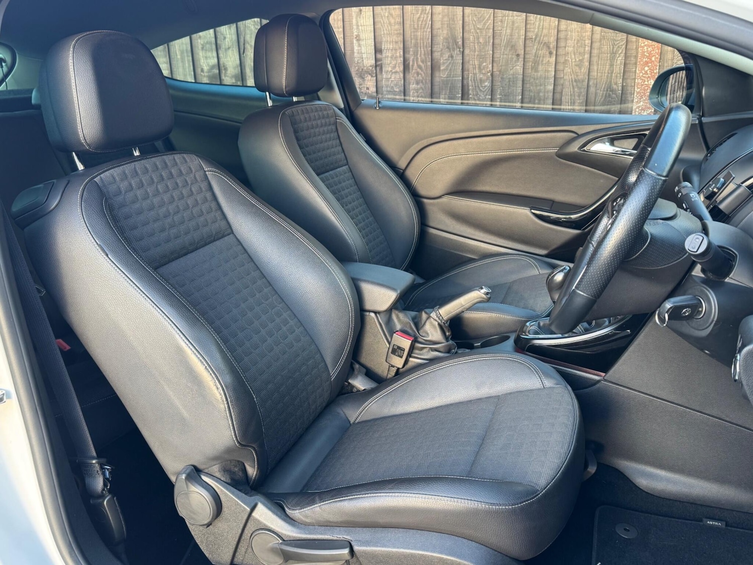 Used Vauxhall Astra GTC for sale - 77050037: Photo 14