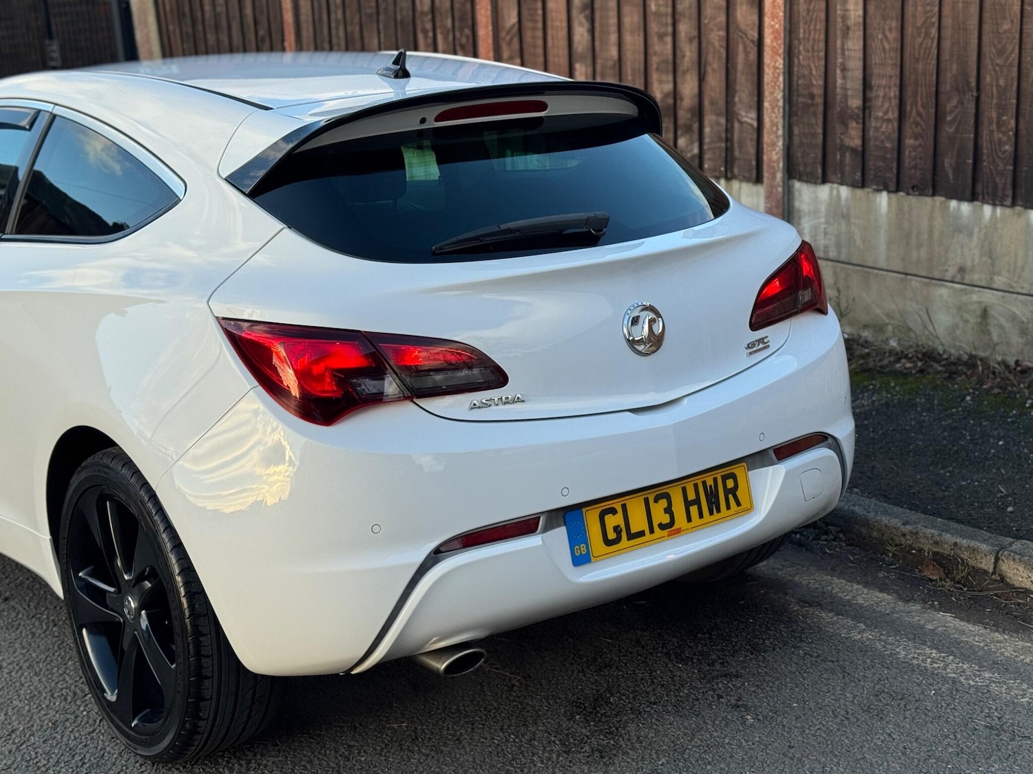 Used Vauxhall Astra GTC for sale - 77050037: Photo 33