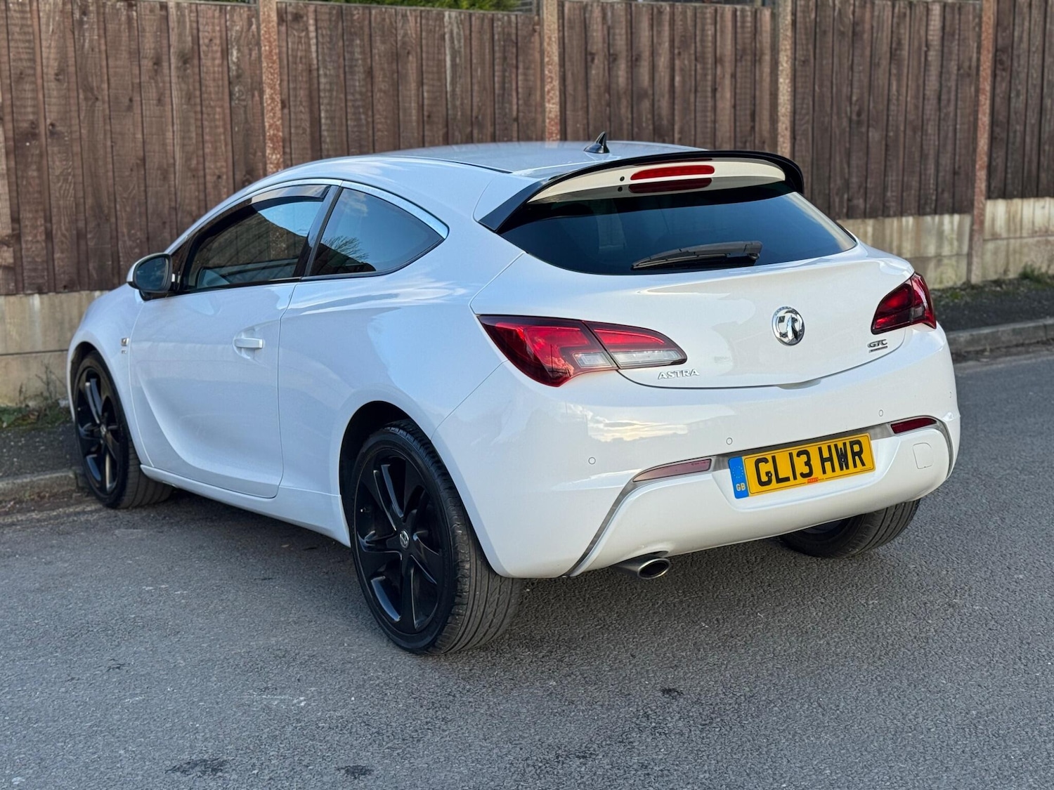Used Vauxhall Astra GTC for sale - 77050037: Photo 5