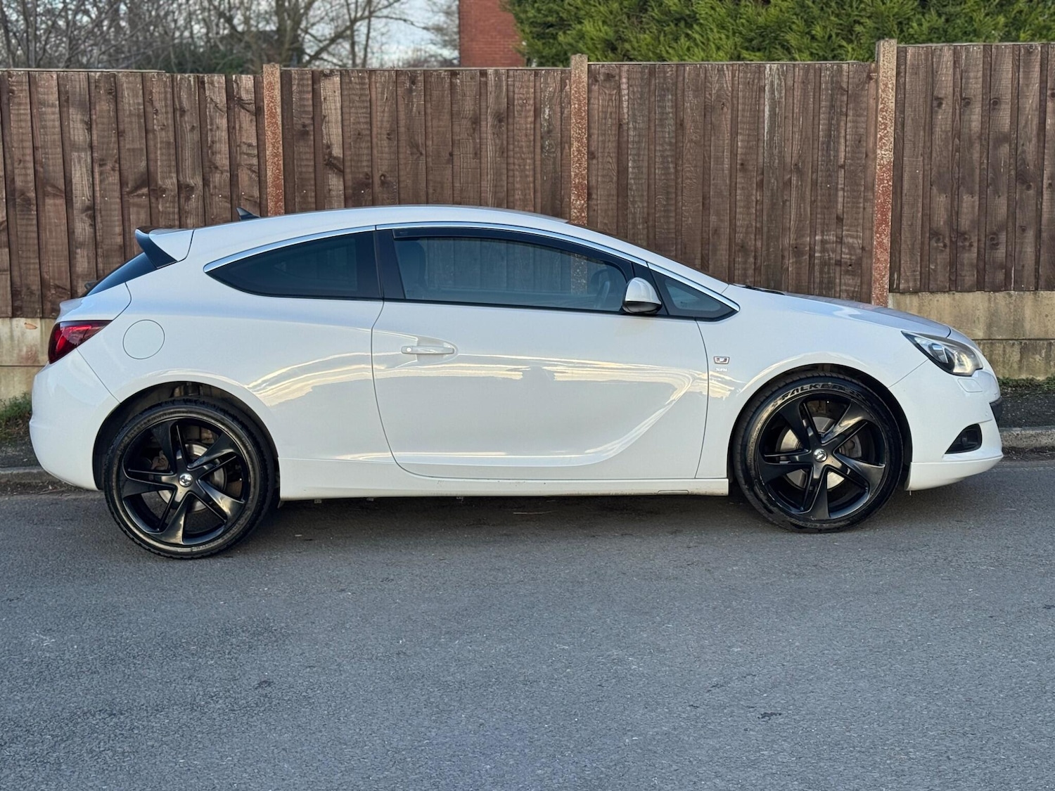 Used Vauxhall Astra GTC for sale - 77050037: Photo 8