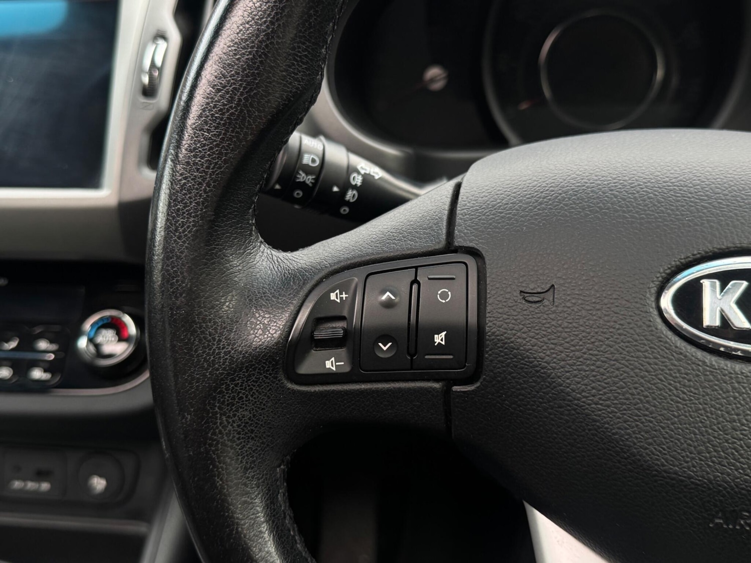 Used Kia Sportage 2011 for sale - 76537863: Photo 37