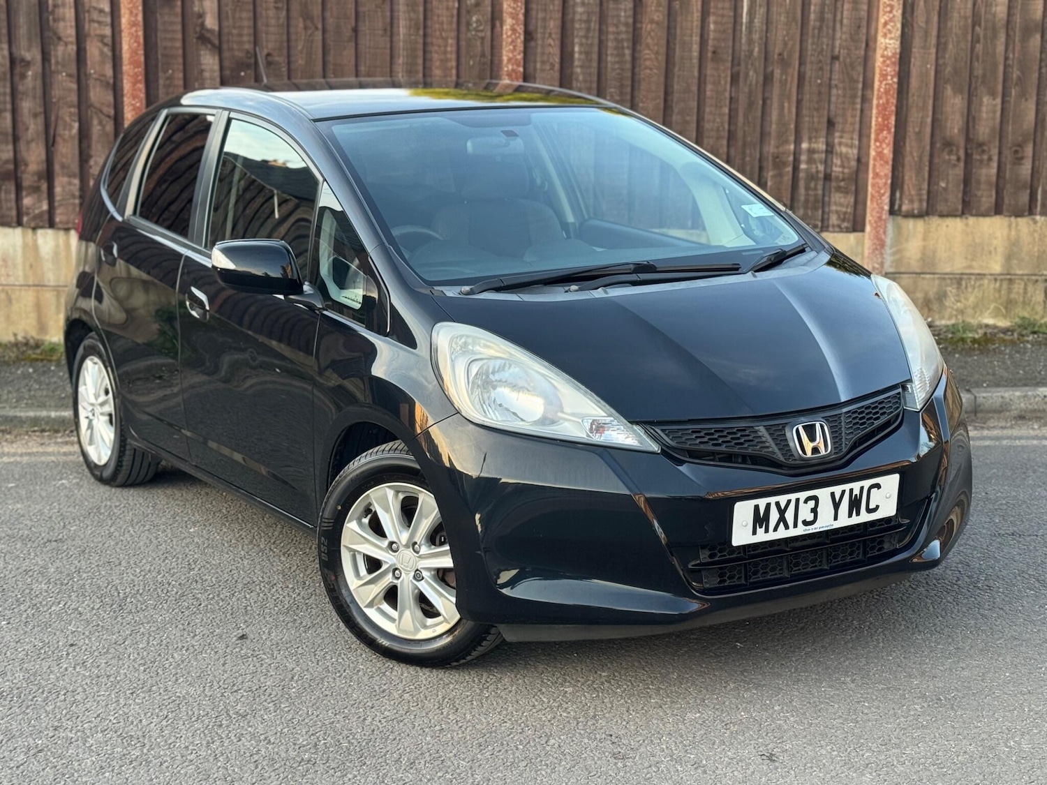Used Honda Jazz 2013 for sale - 77958495: Photo 1