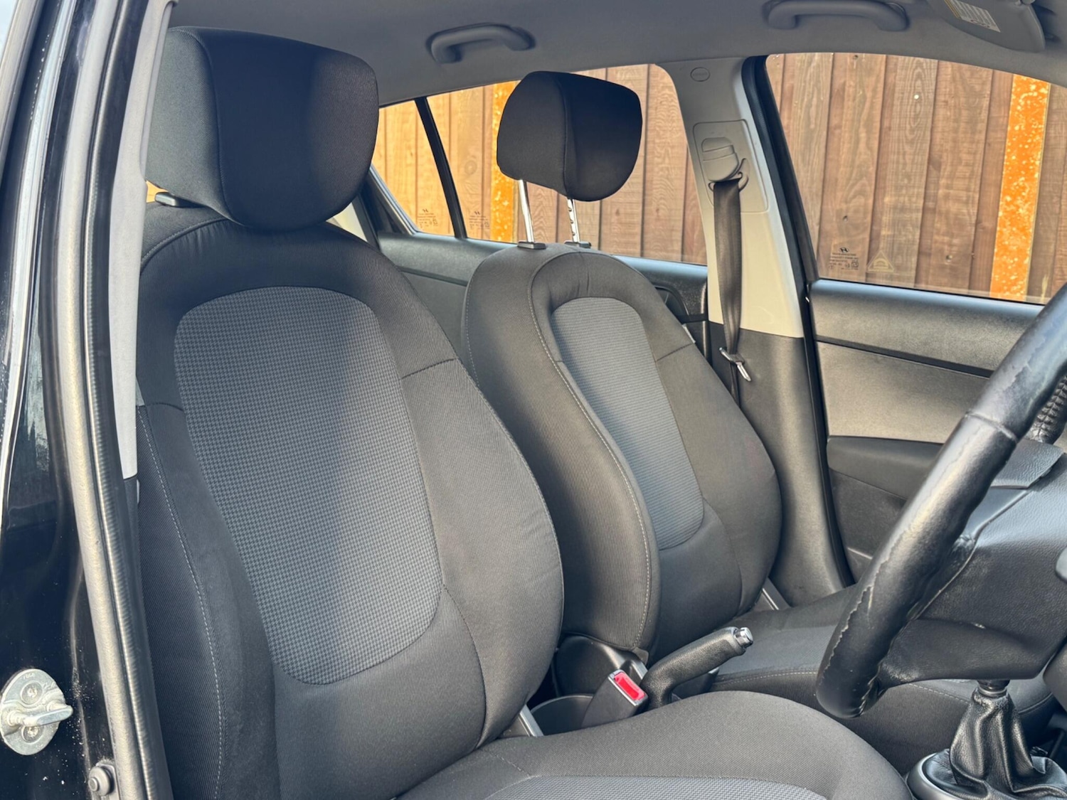 Used Hyundai i20 2013 for sale - 76965185: Photo 15