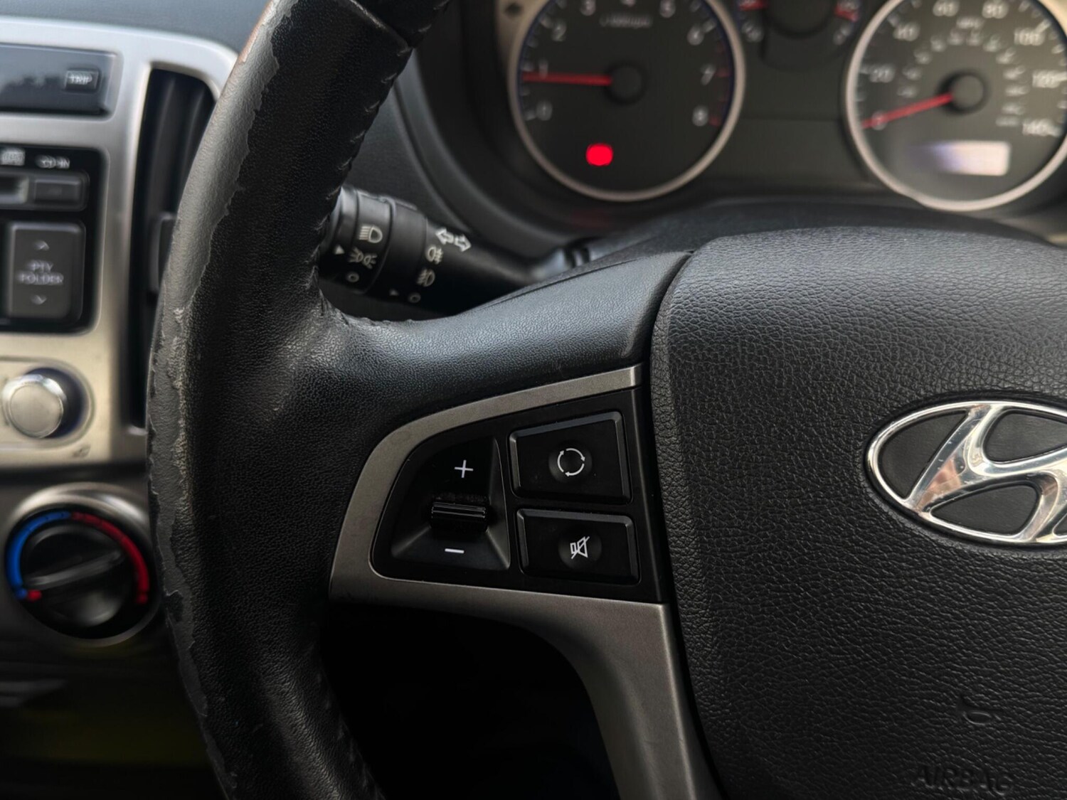 Used Hyundai i20 2013 for sale - 76965185: Photo 37