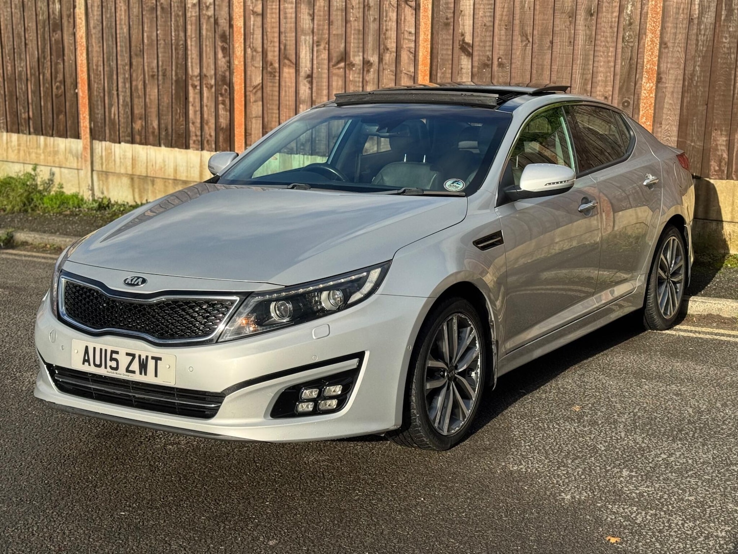 Used Kia Optima 2015 for sale - 76632796: Photo 2