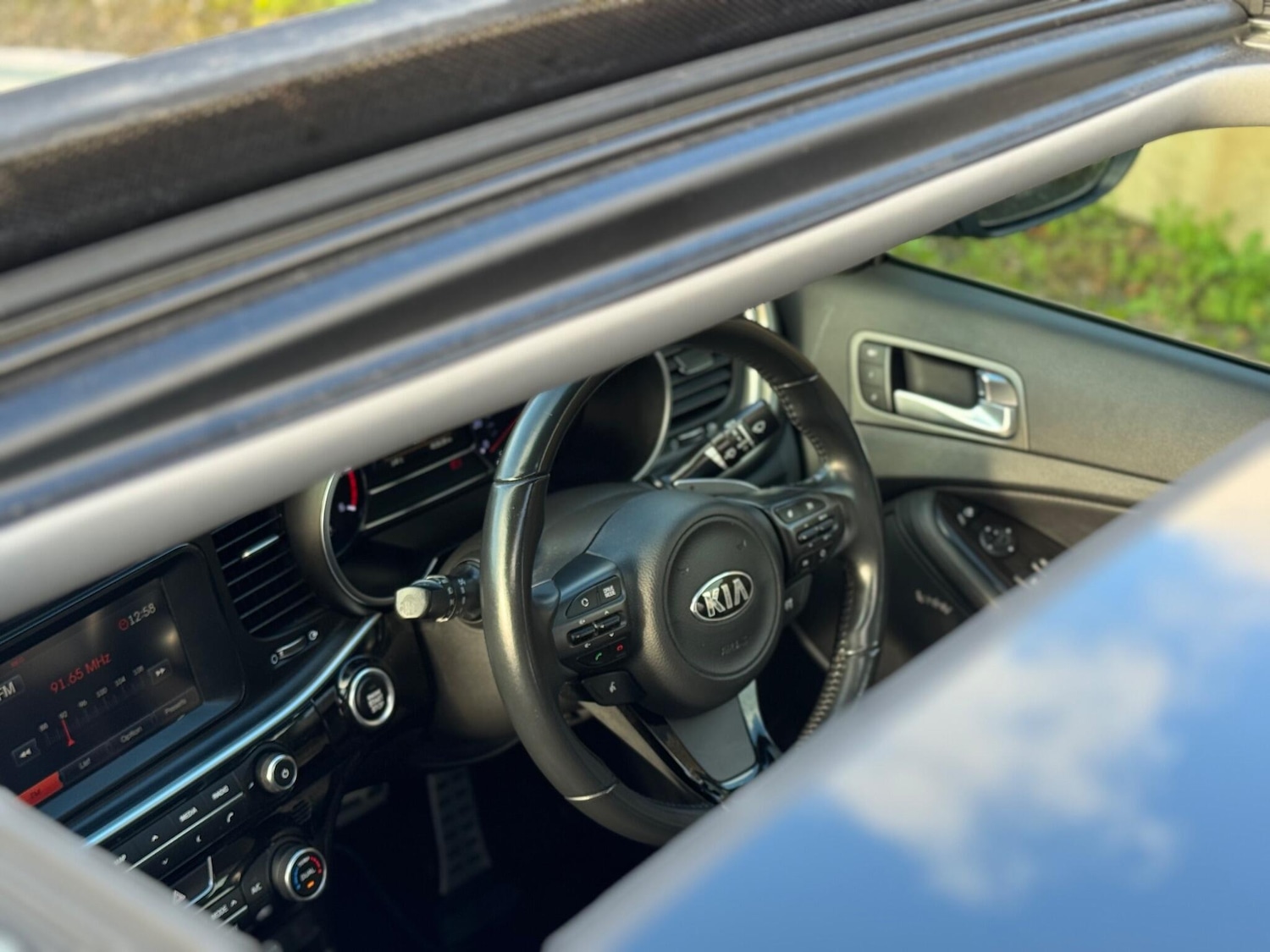 Used Kia Optima 2015 for sale - 76632796: Photo 36