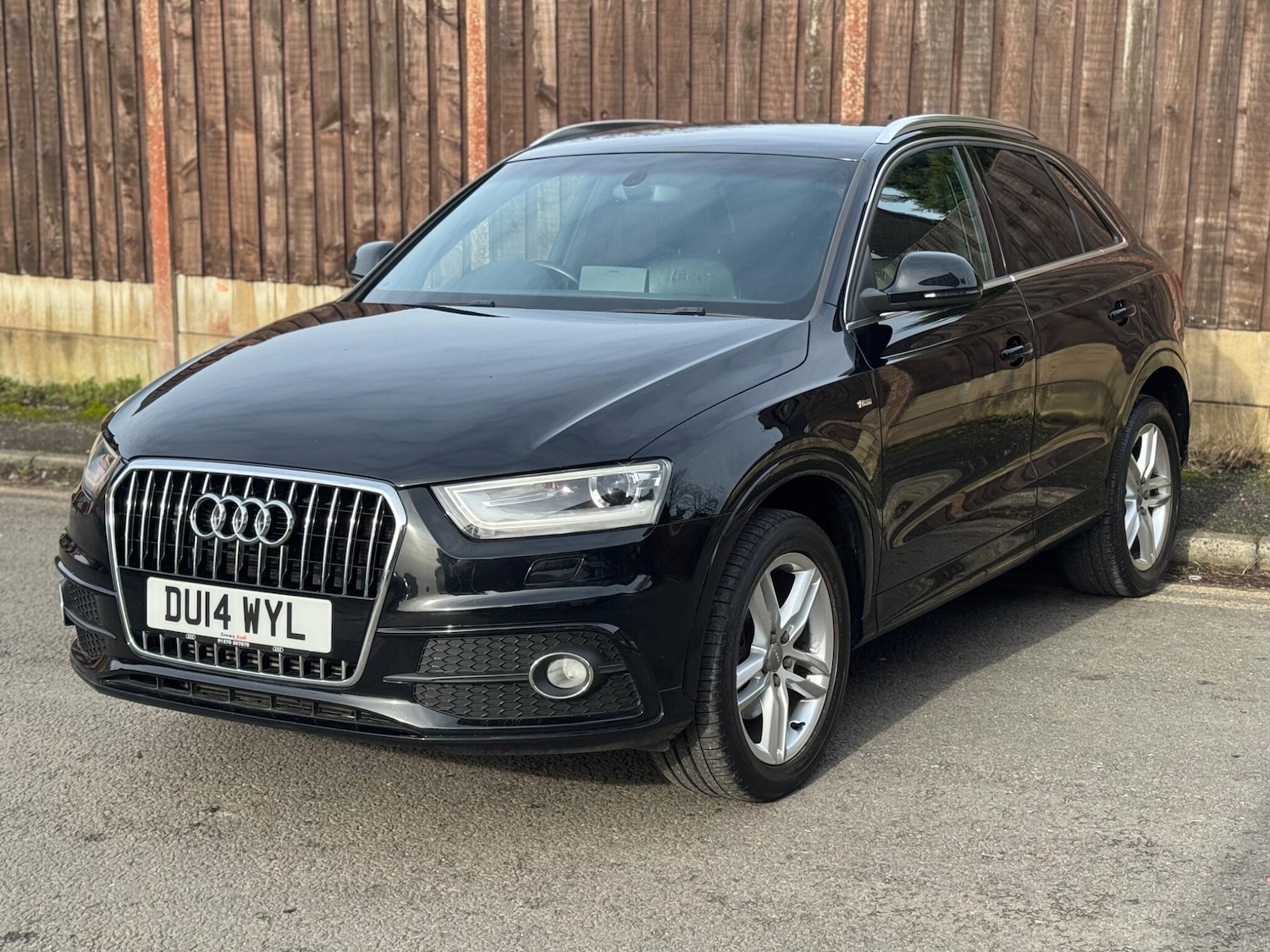 Used Audi Q3 2014 for sale - 77612695: Photo 2