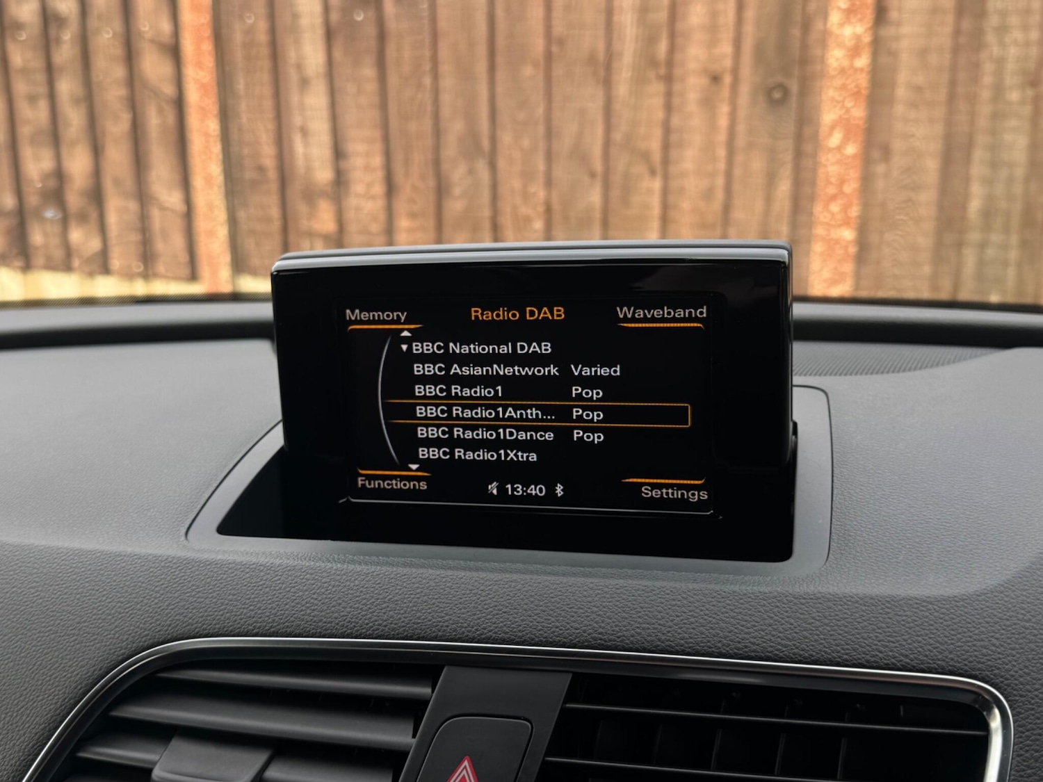 Used Audi Q3 2014 for sale - 77612695: Photo 43