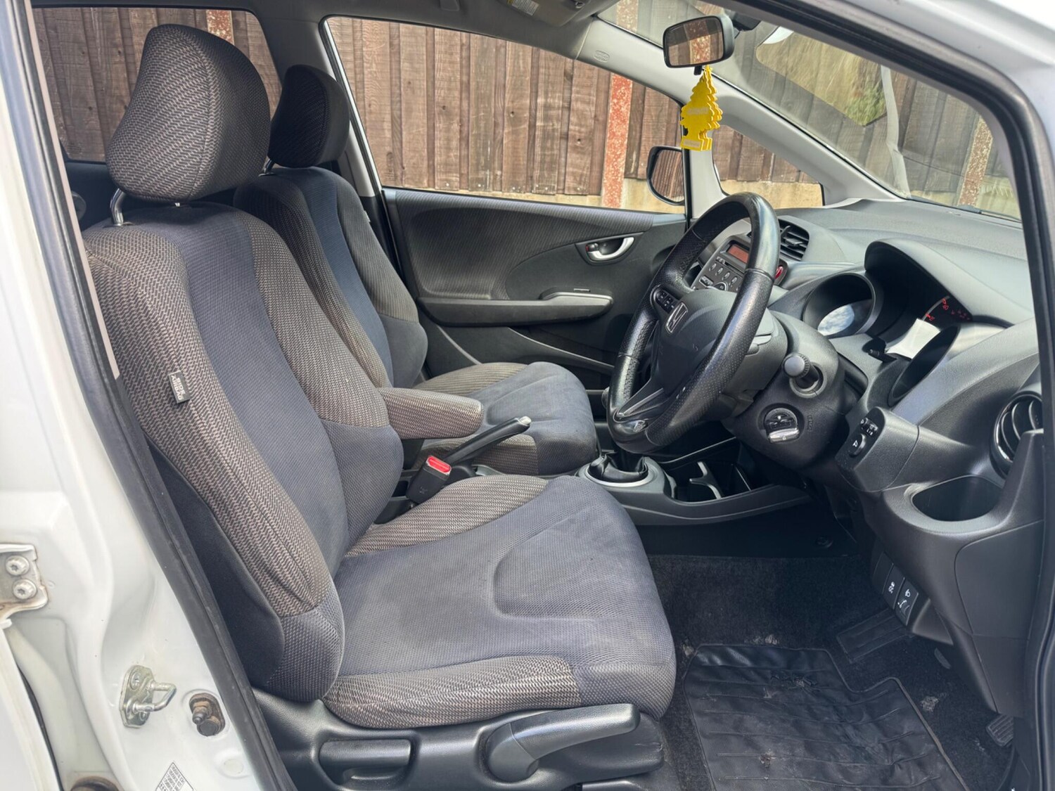 Used Honda Jazz 2014 for sale - 77838760: Photo 13