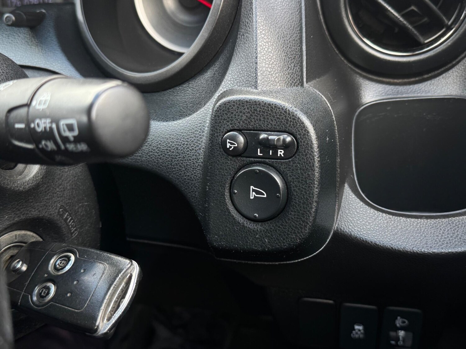 Used Honda Jazz 2014 for sale - 77838760: Photo 46