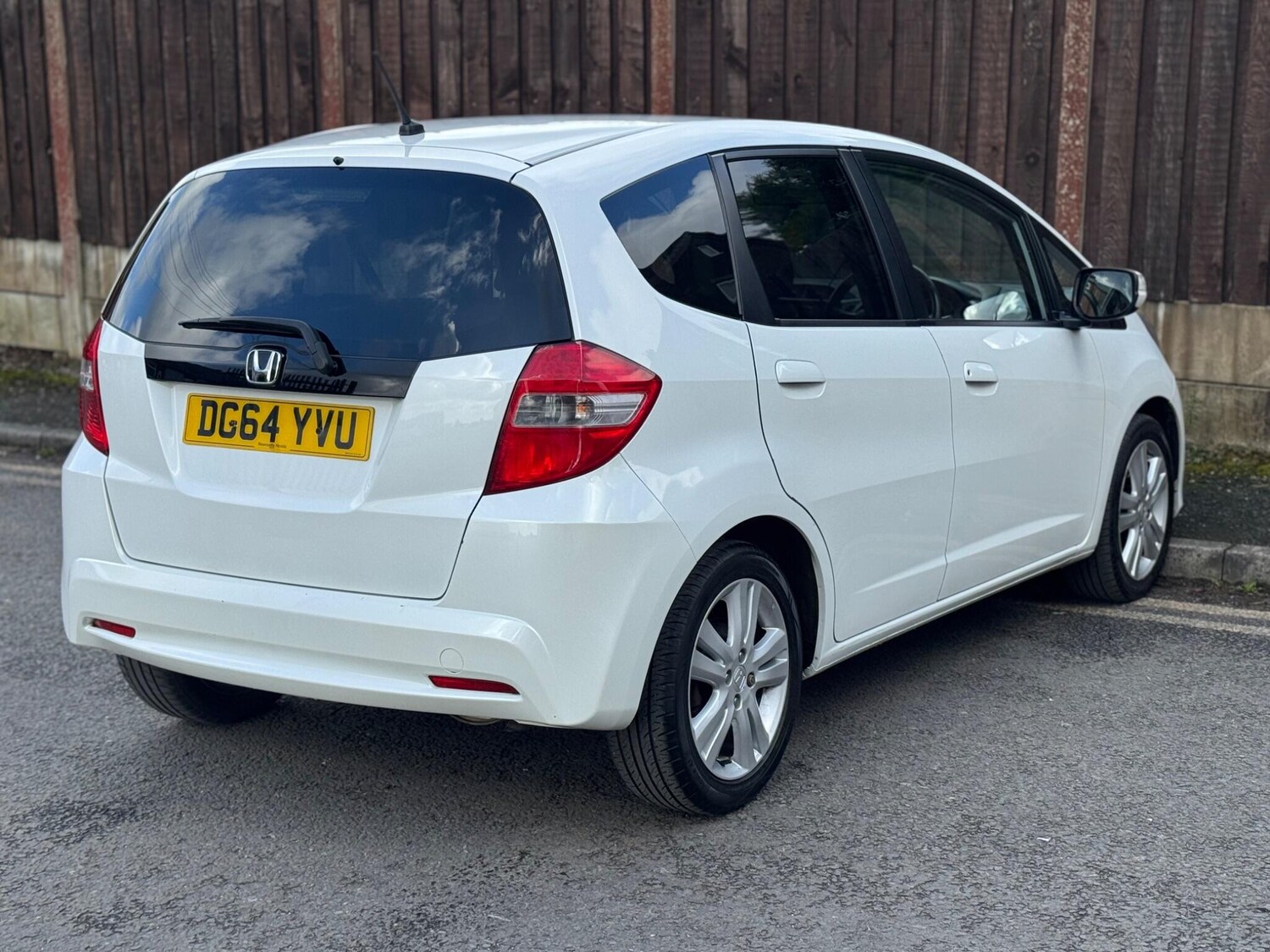 Used Honda Jazz 2014 for sale - 77838760: Photo 6