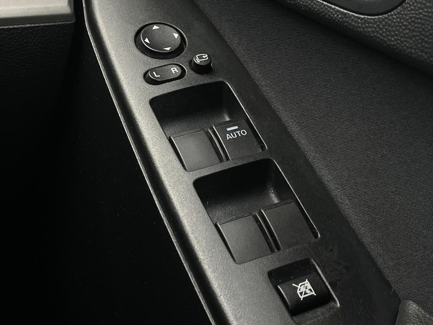 Used Mazda Mazda3 2011 for sale - 77203895: Photo 33