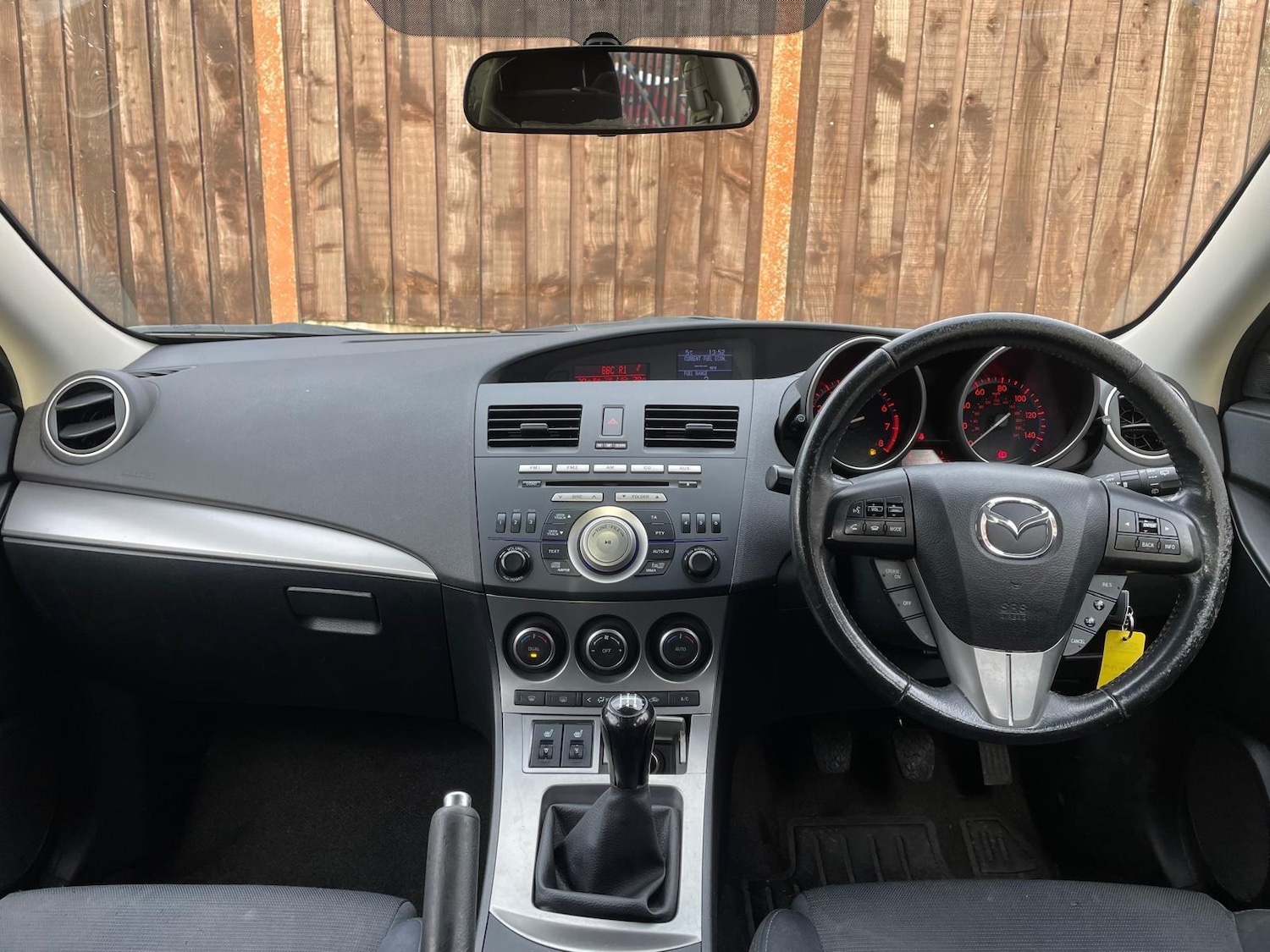 Used Mazda Mazda3 2011 for sale - 77203895: Photo 9