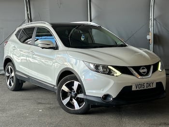 Used Nissan Qashqai 2015 for sale - 79634999: Photo