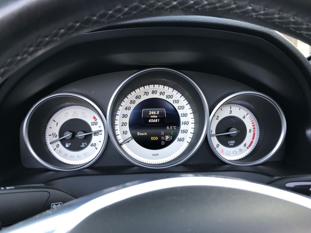 Used Mercedes-Benz E Class 2015 for sale - 77936222: Photo 19