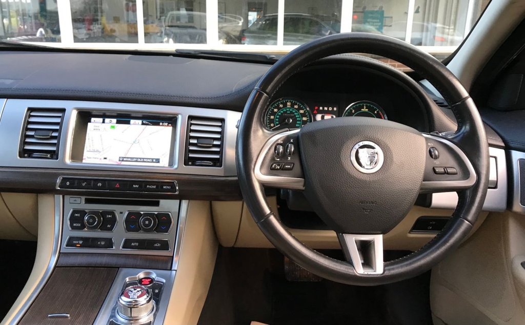 Used Jaguar XF 2011 for sale - 77275865: Photo 13