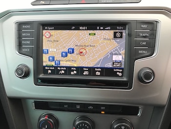 Used Volkswagen Passat 2016 for sale - 76356143: Photo