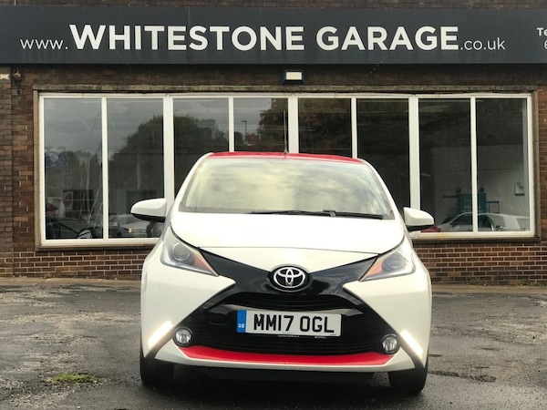 Used Toyota AYGO 2017 for sale - 76202897: Photo 10