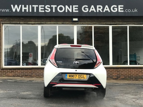 Used Toyota AYGO 2017 for sale - 76202897: Photo 9