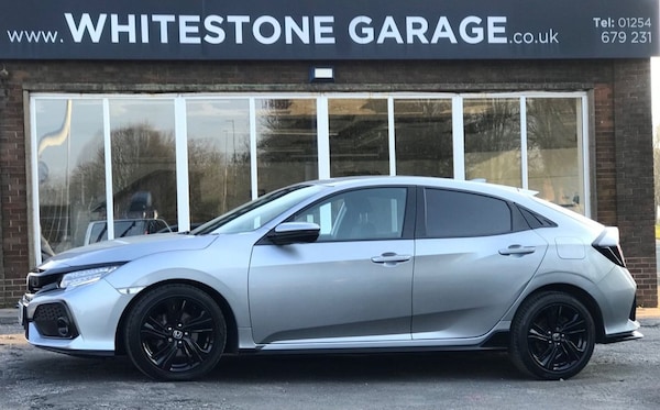 Used Honda Civic 2018 for sale - 74258124: Photo 5