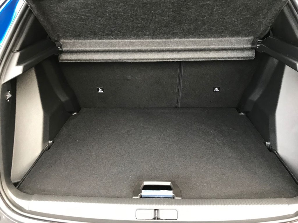 Used Peugeot 2008 2020 for sale - 76356263: Photo 32