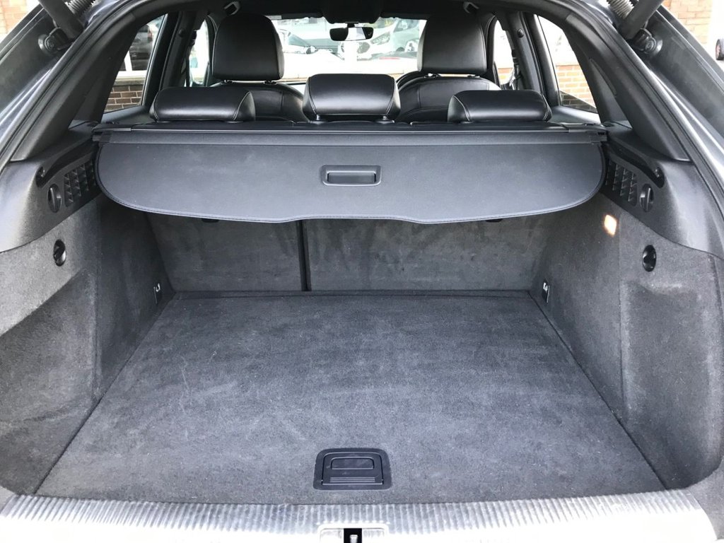 Used Audi Q3 2017 for sale - 77936298: Photo 17