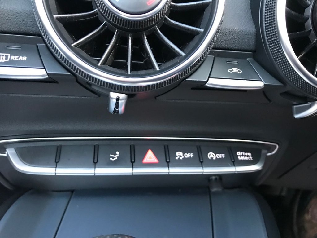 Used Audi TT 2015 for sale - 76934652: Photo 28