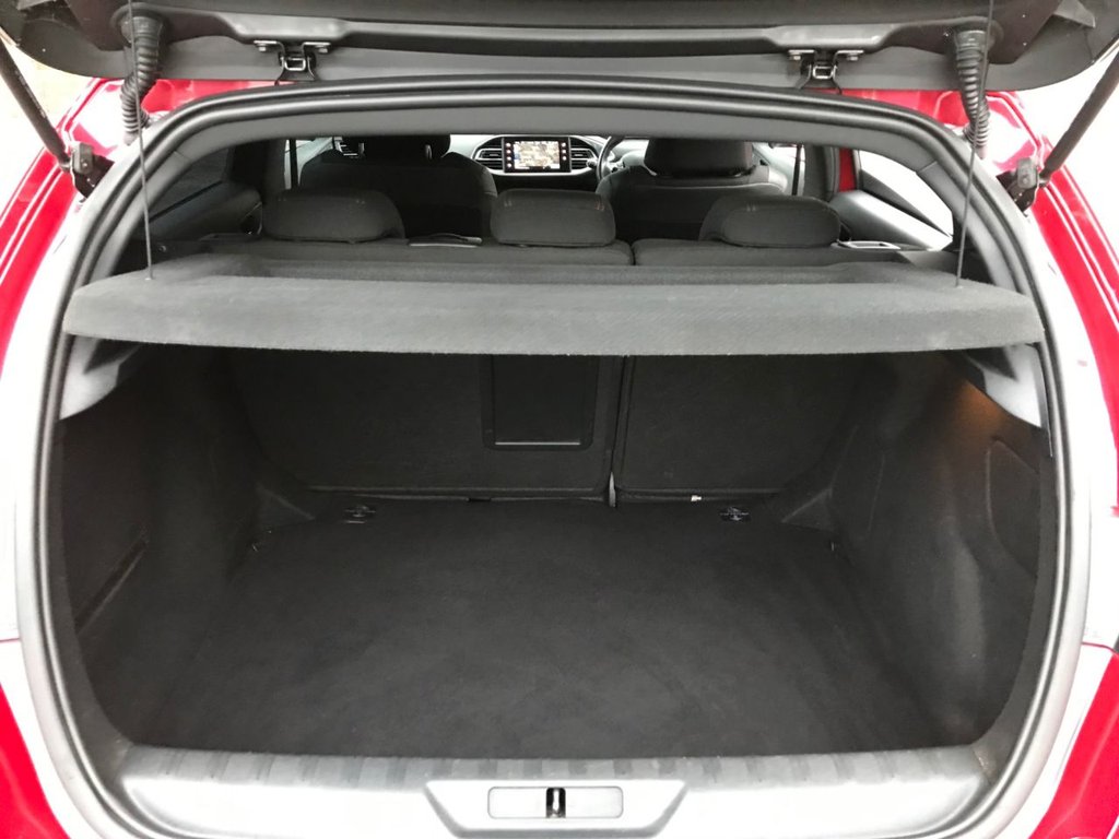 Used Peugeot 308 2016 for sale - 76279471: Photo 13