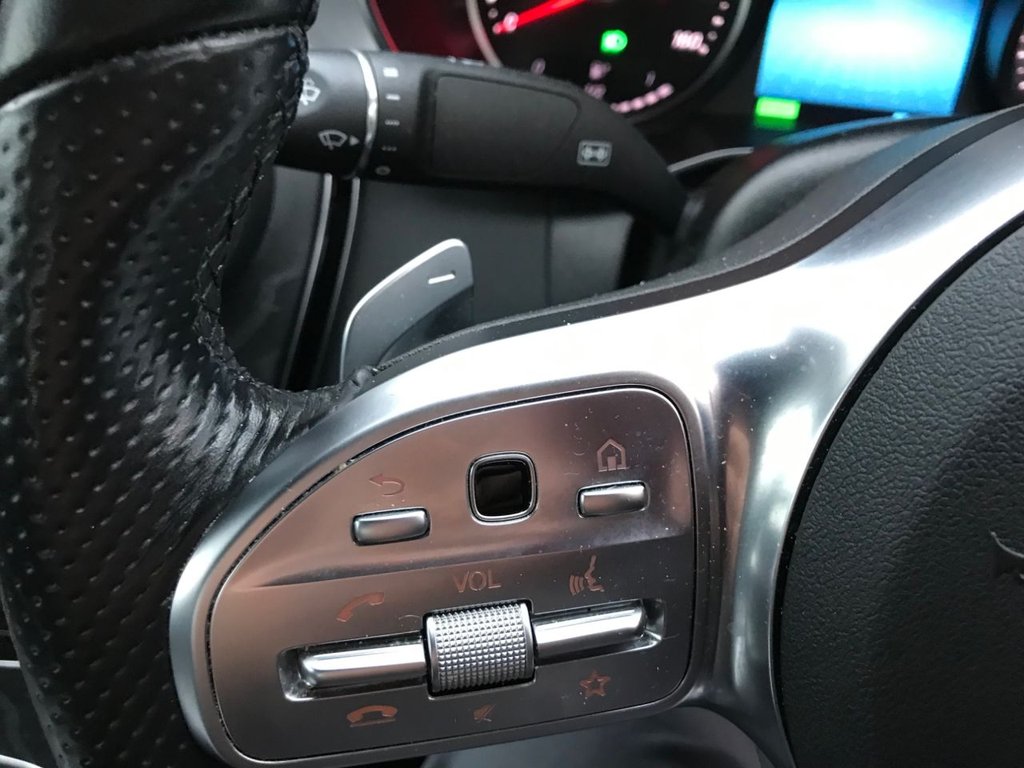 Used Mercedes-Benz C Class 2018 for sale - 76235764: Photo 18