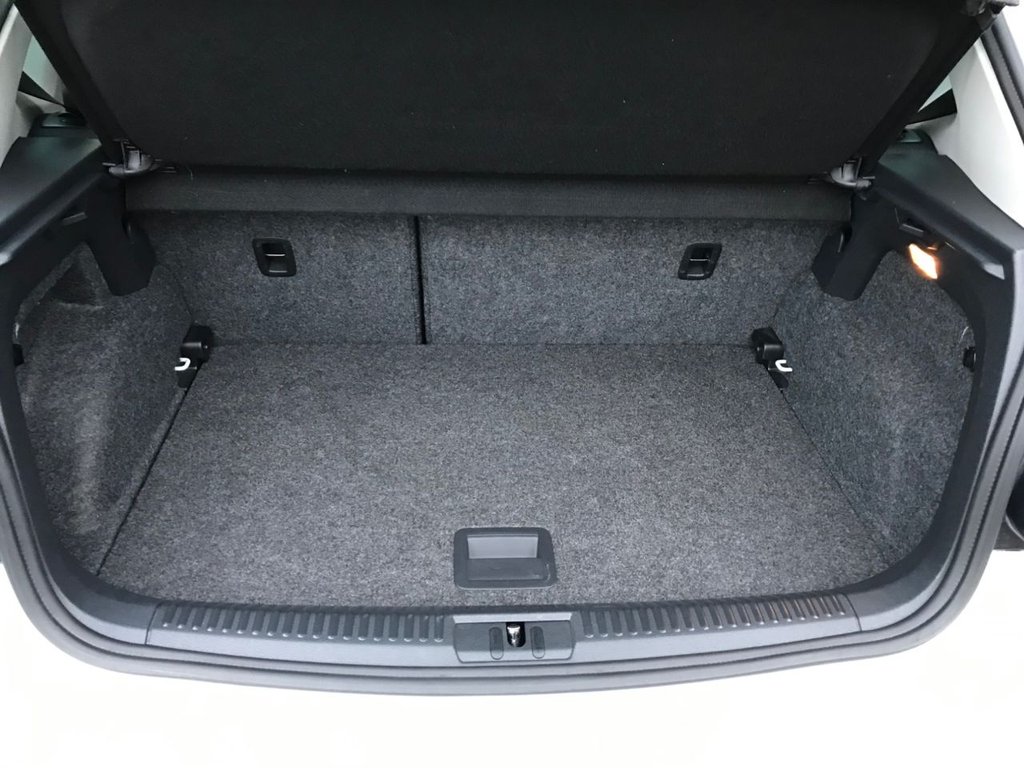 Used Volkswagen Polo 2017 for sale - 77436404: Photo 16