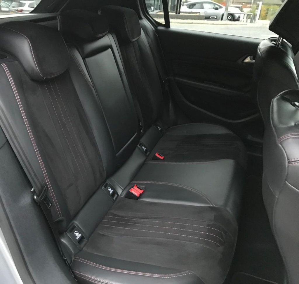 Used Peugeot 308 2015 for sale - 76356178: Photo 11