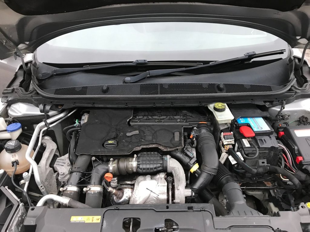 Used Peugeot 308 2015 for sale - 76356178: Photo 18