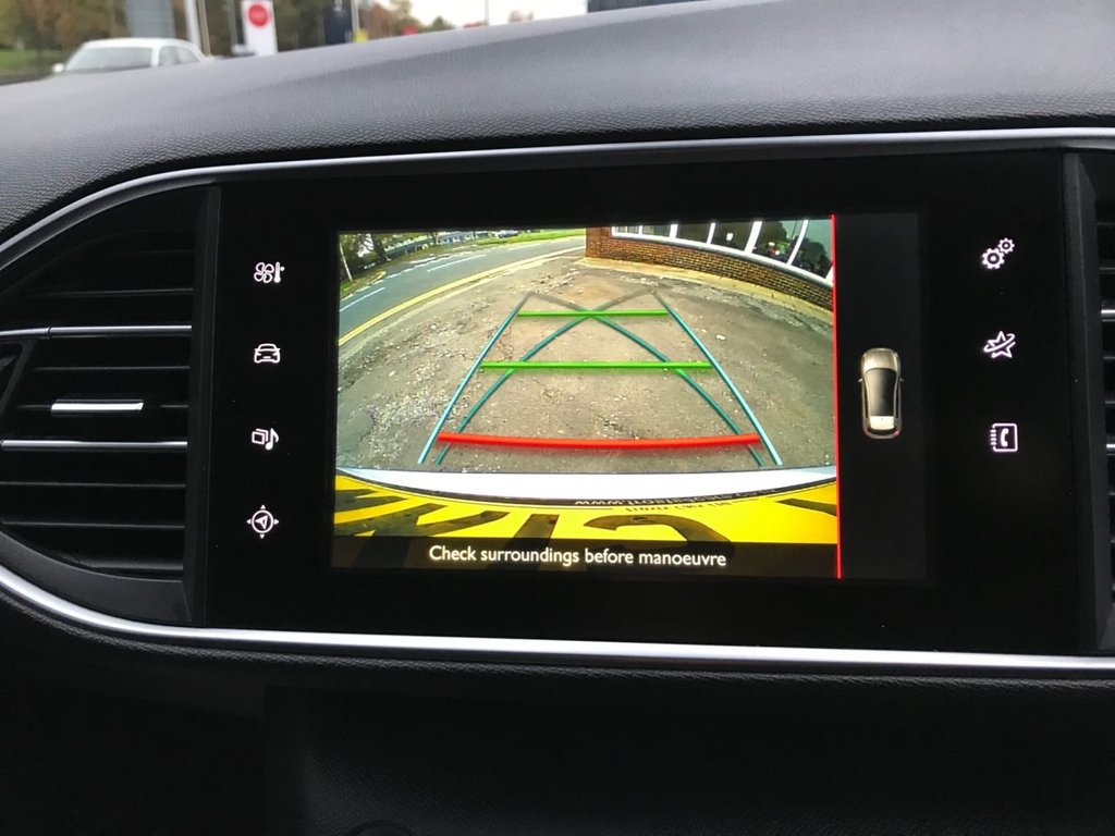 Used Peugeot 308 2015 for sale - 76356178: Photo 3