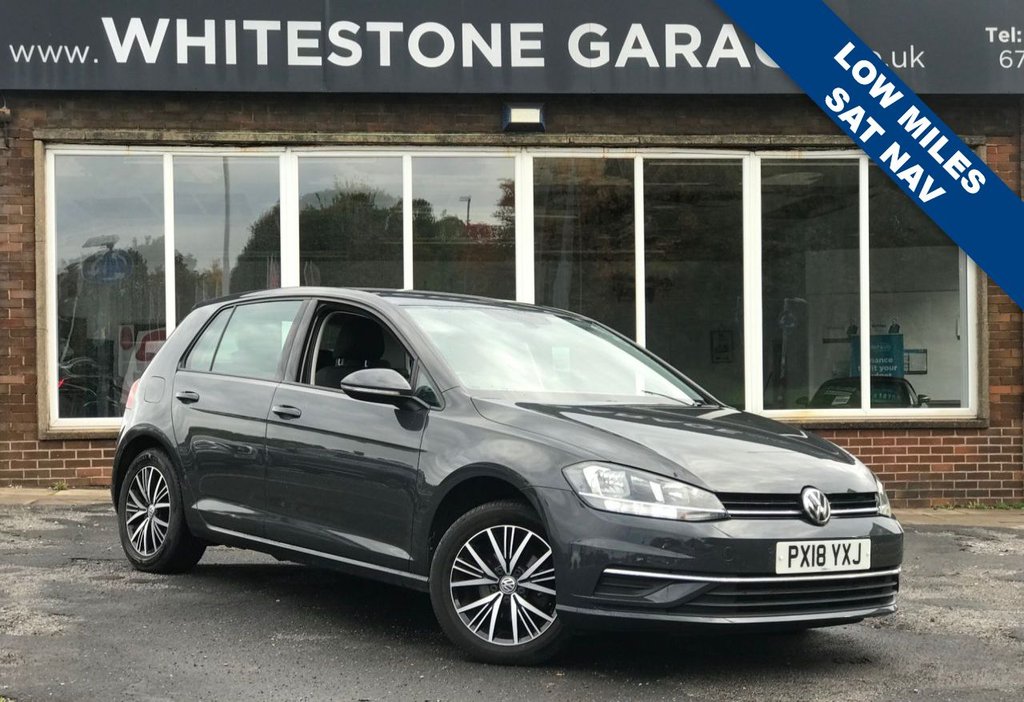 Used Volkswagen Golf 2018 for sale - 76210664: Photo 1