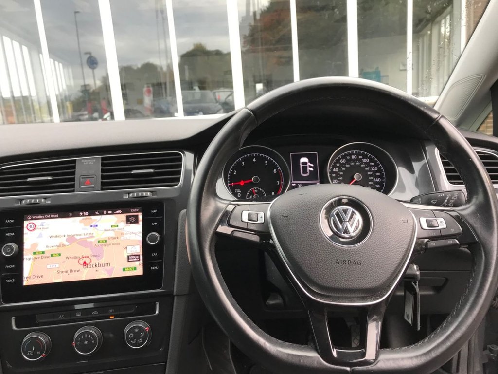 Used Volkswagen Golf 2018 for sale - 76210664: Photo 13